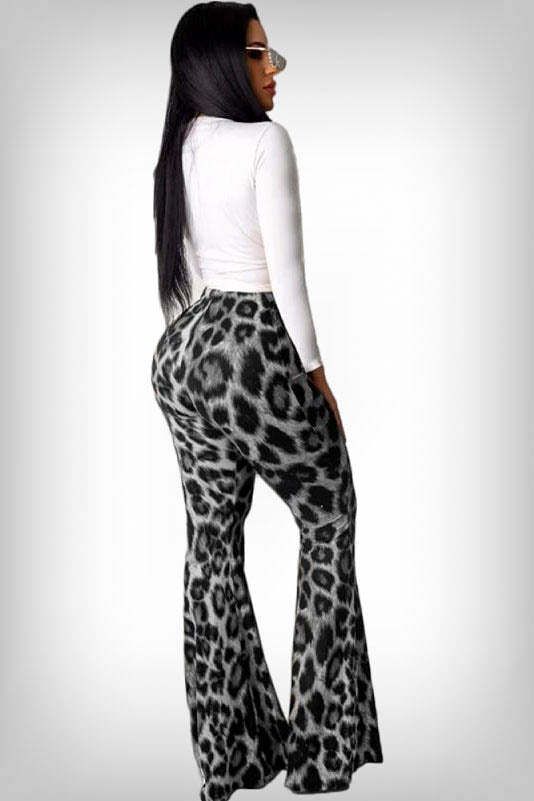 Grey & Black Leopard Print Two Piece Set, Long Sleeve T-Shirt Top With Leopard Lips & High Waisted Bell Bottom Flare Pants